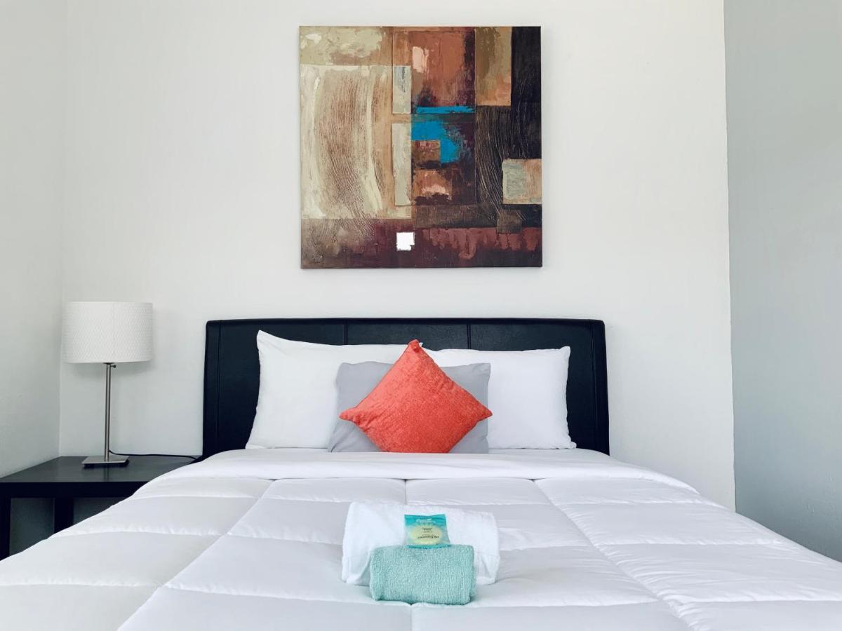 Adorable Private In The Heart Of Miami!