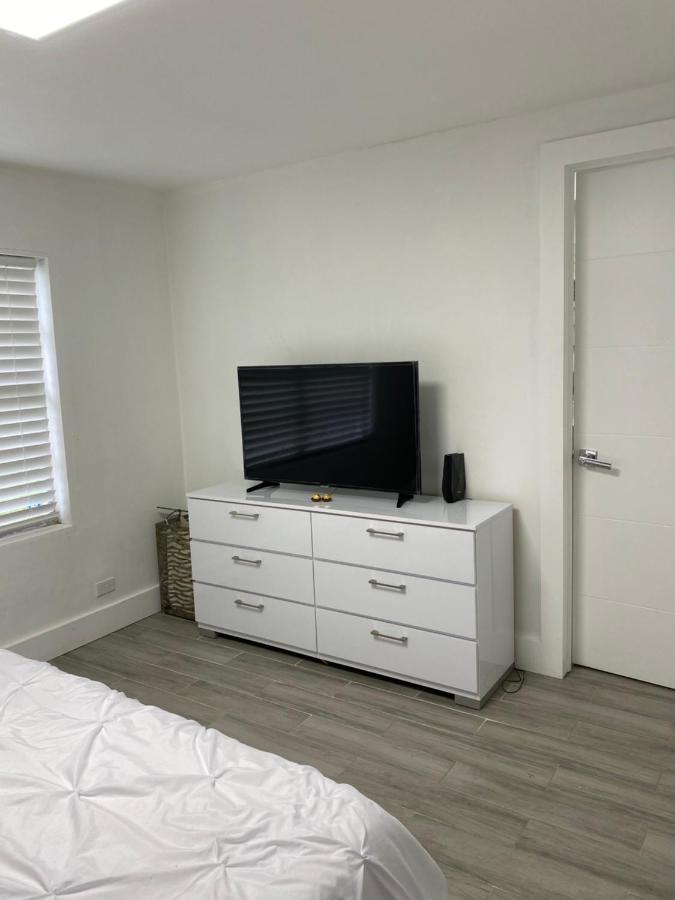 Vakantiehuis Modern Home, Excellent Location