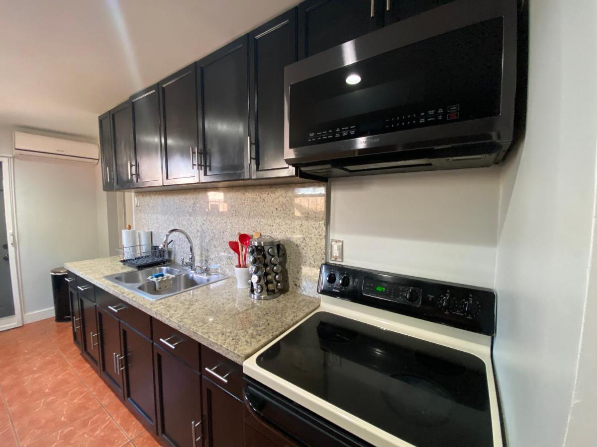 Ferienhaus Main House 3 Bed 2 Bath & 1 Bed 1 Bath *