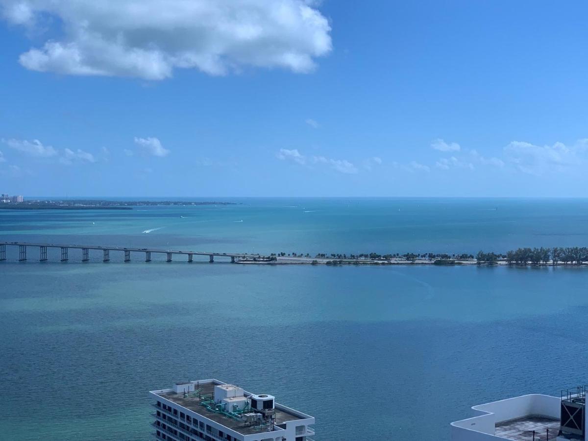 Four Seasons Hotel Miami