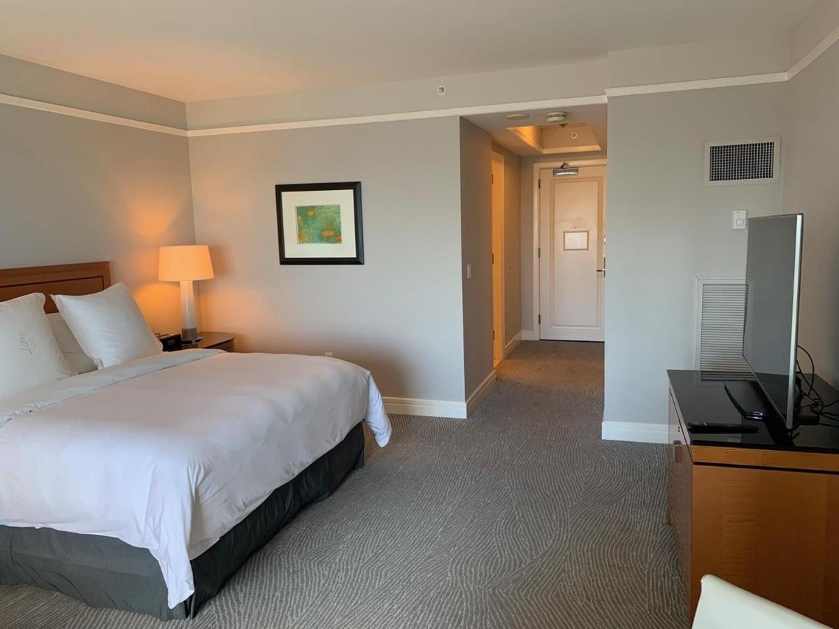 Four Seasons Hotel 5*