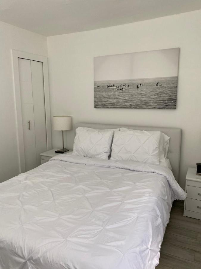 Modern Home, Excellent Location Vakantiehuis