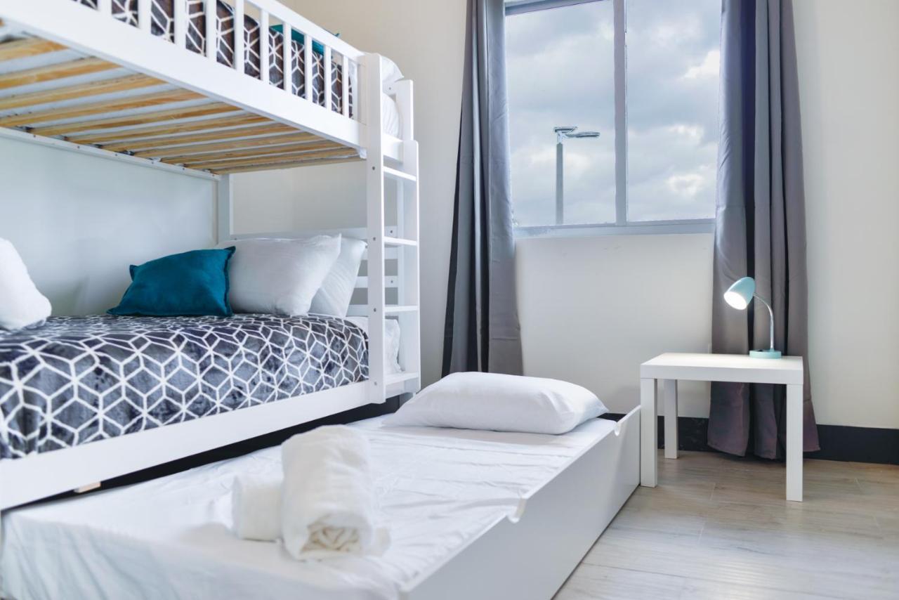 Vakantiehuis Amazing Townhouse 8 Miles From Wynwood - Nth5 *