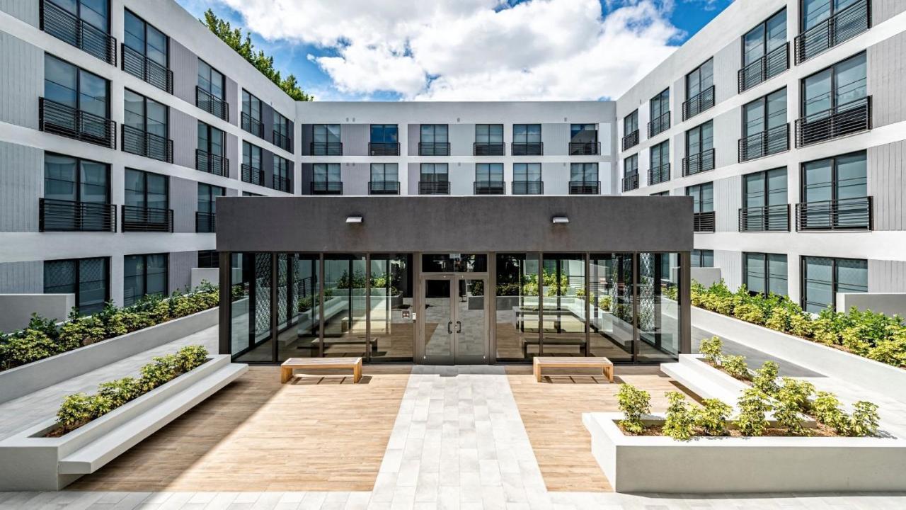 Apartment Sentral Studio Apt With Den In Wynwood Miami