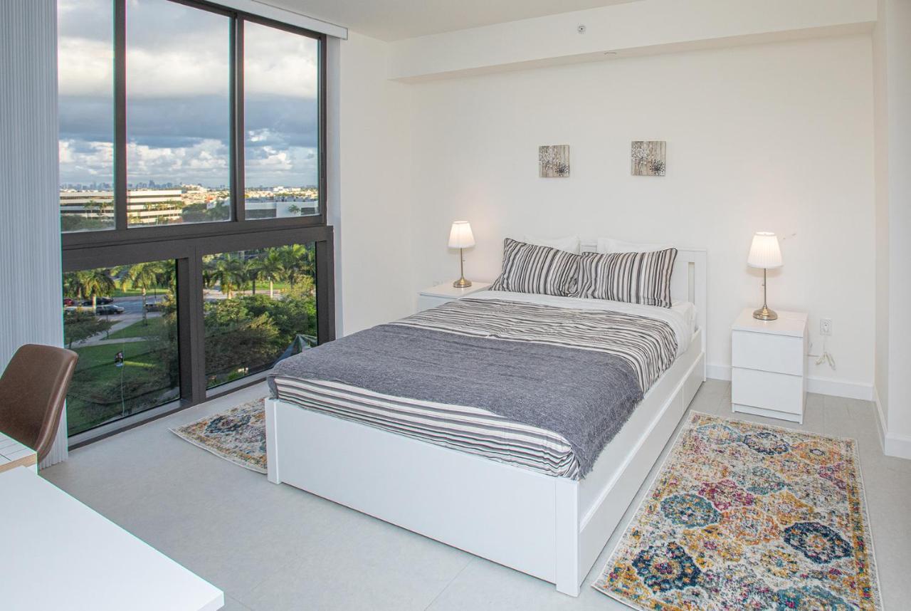 Luxury 2bd In Downtown Doral