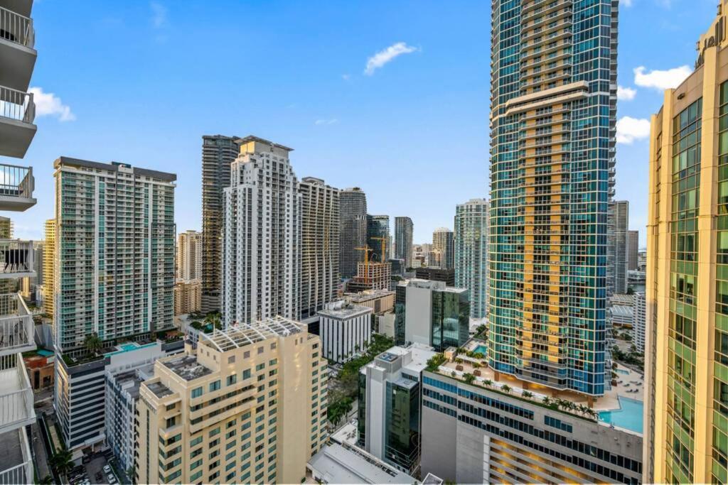 Private Unit With Amenities And Parking * Miami