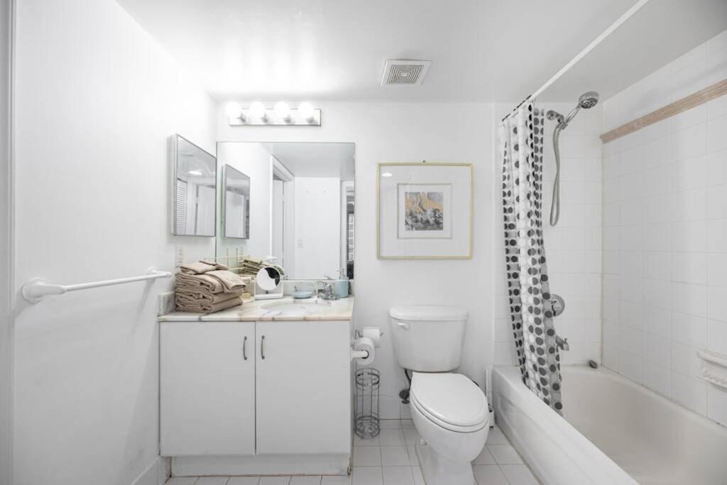 Private Unit With Amenities And Parking Miami