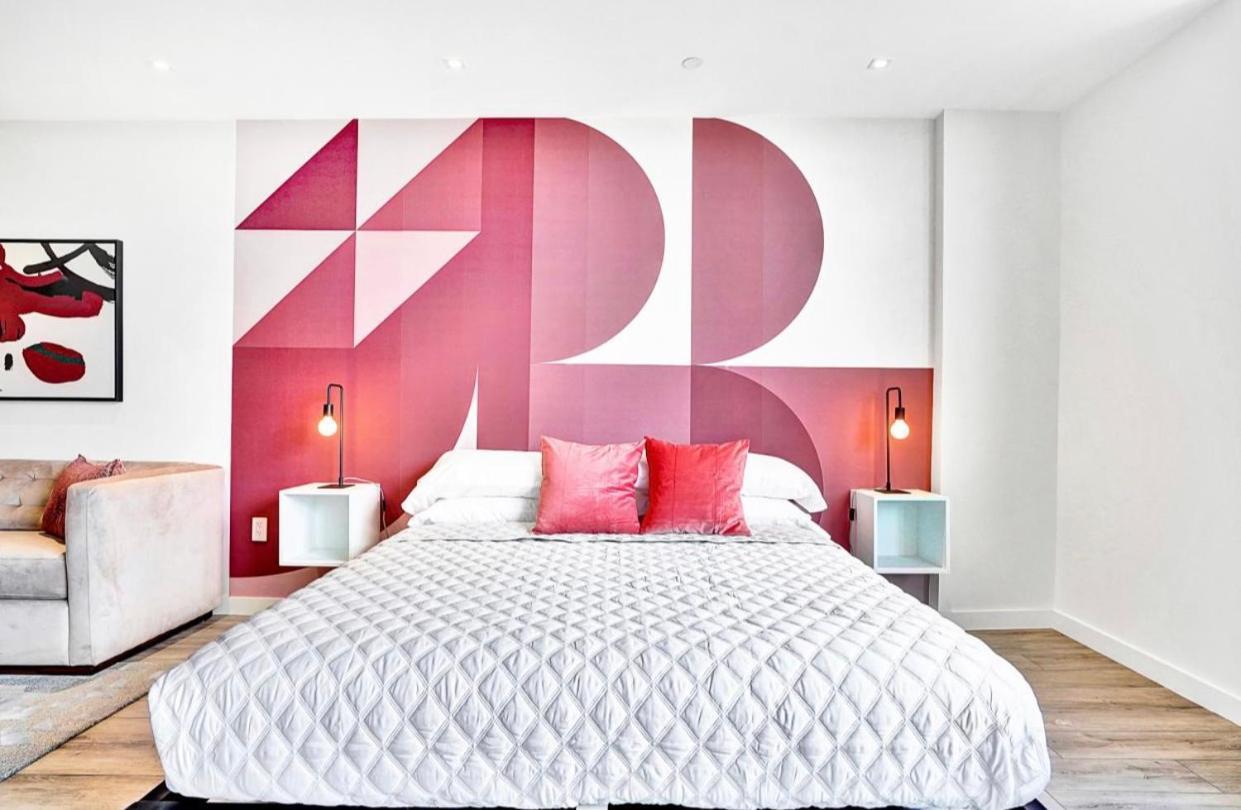 Design District Suites *