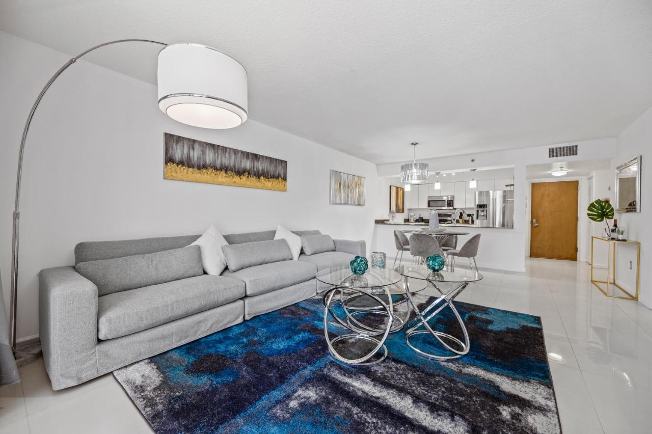 Apartment Superb With Parking In Brickell