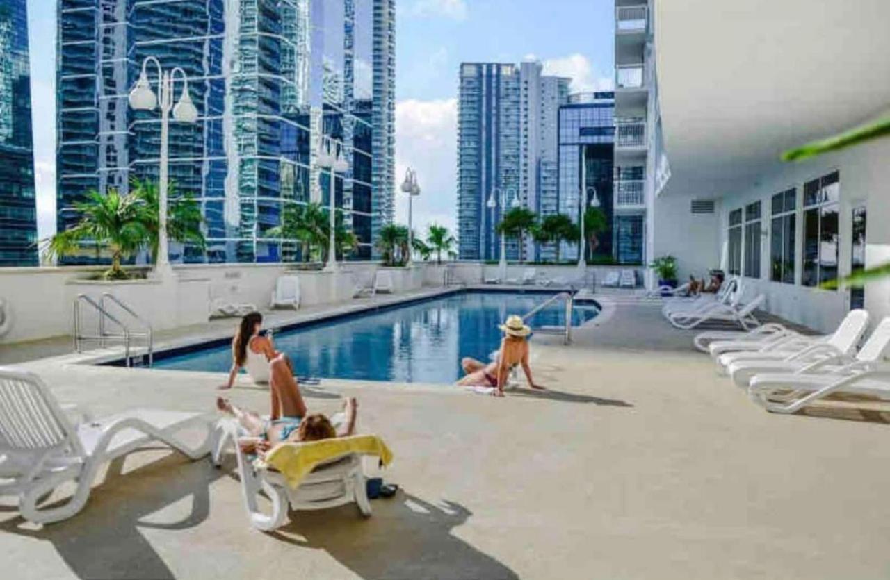 Superb With Parking In Brickell Apartment *
