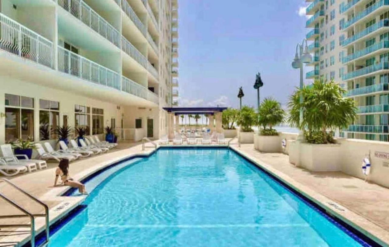 Apartment Superb With Parking In Brickell Miami