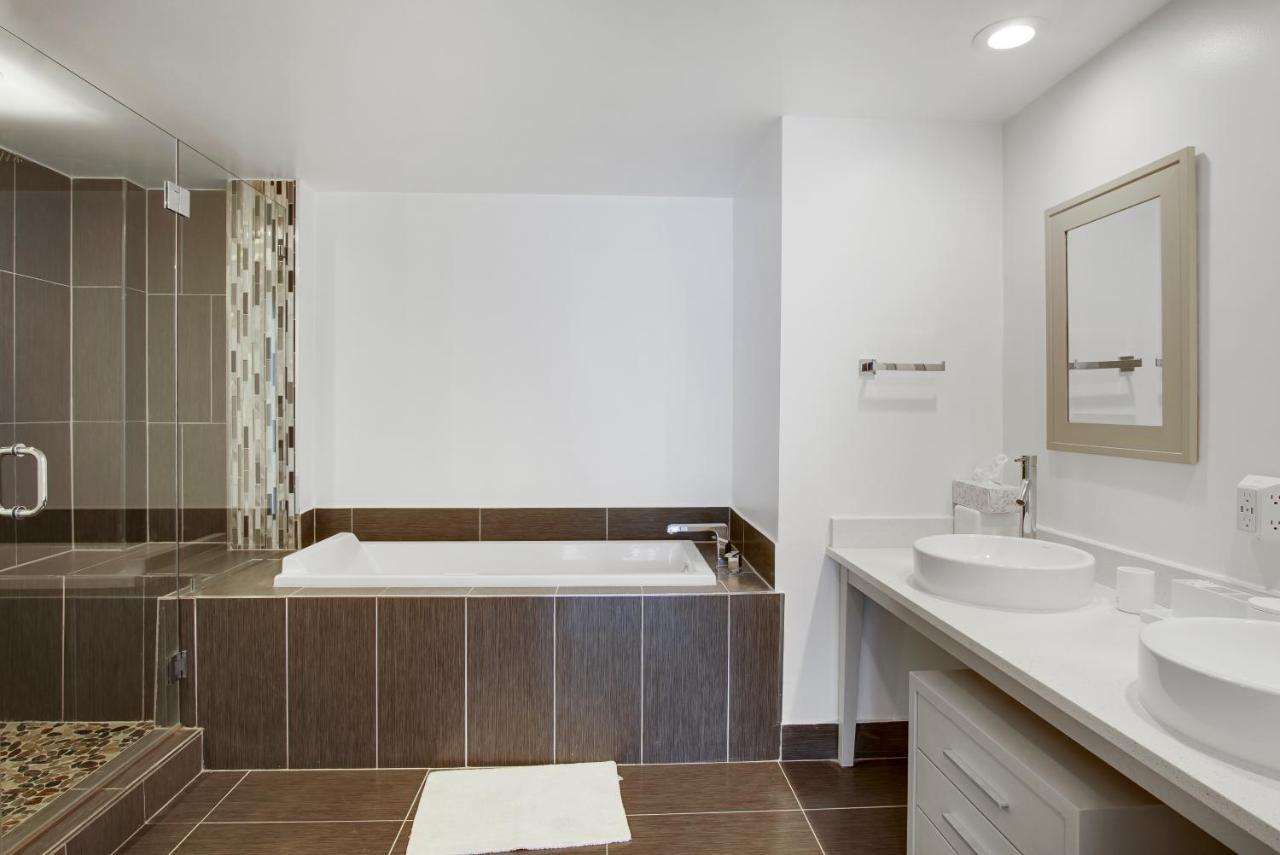 New!!! W Brickell Appartement