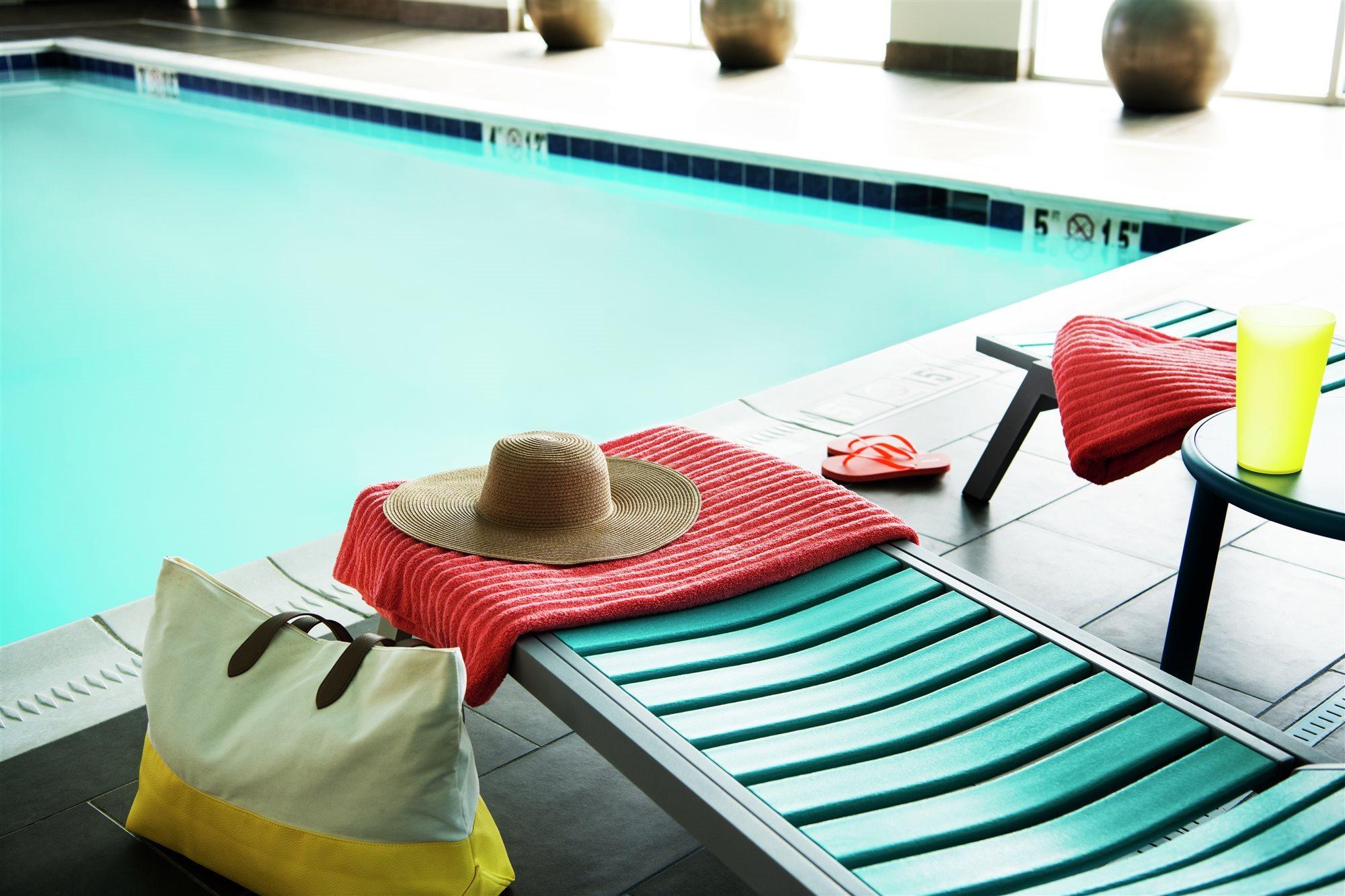 Home2 By Hilton Airport South Blue Lagoon 3*