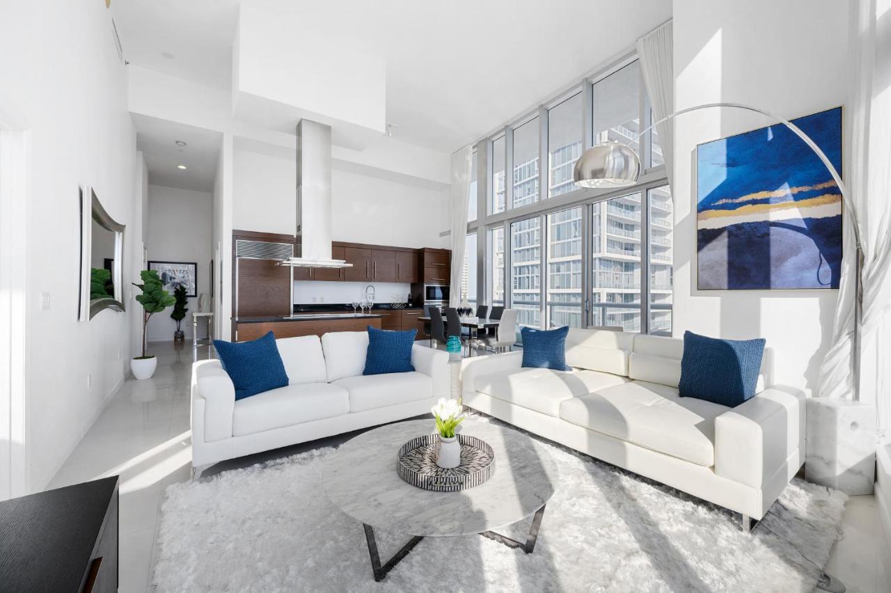 Iconic Luxurious High Ceilings Unit Brickell W Appartement