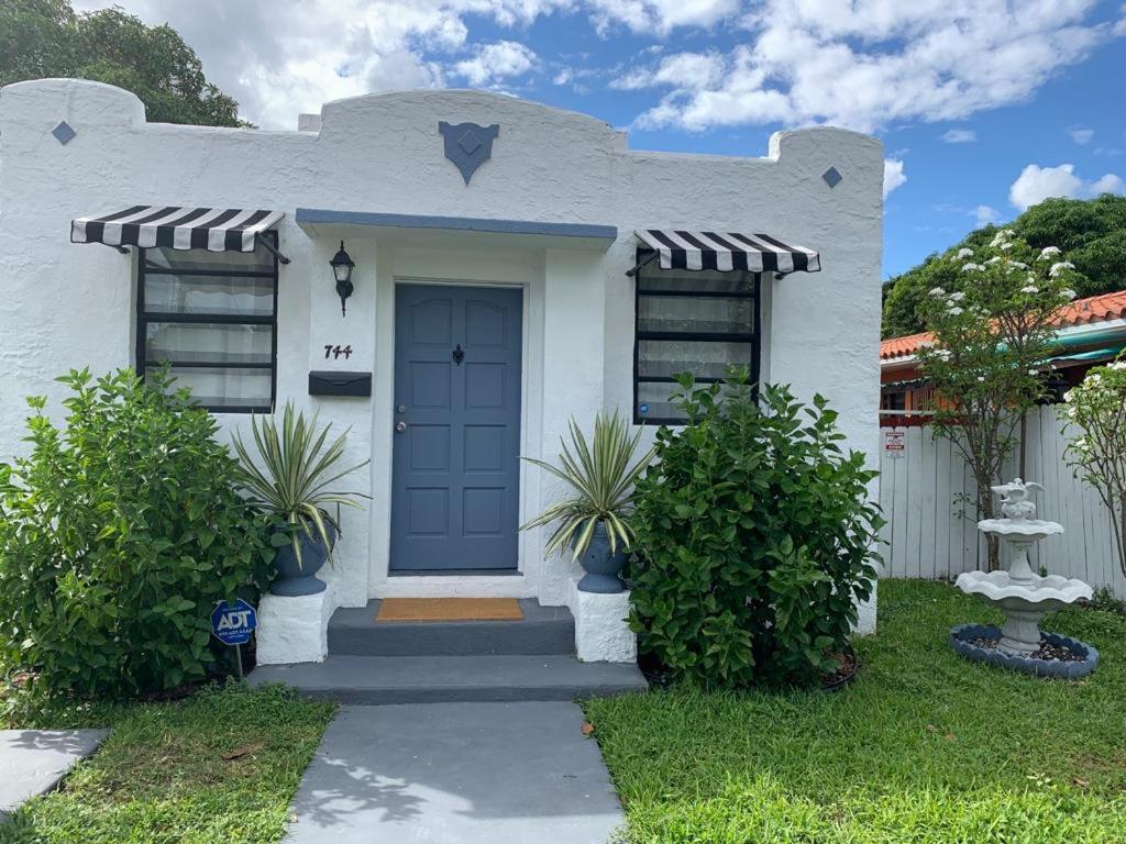 Pretty Private Room, Near The Airport - Free Parking - 01 * Miami