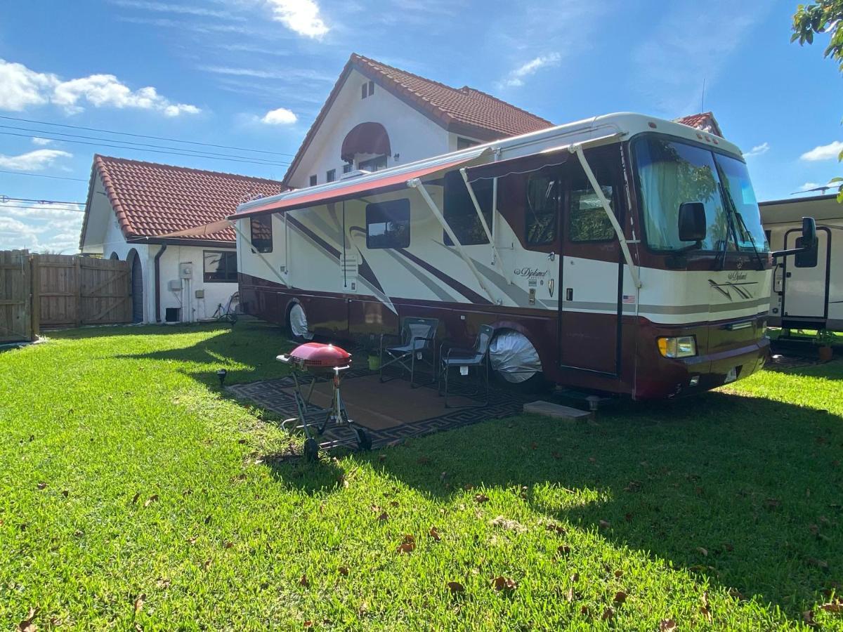 Remodeled And Comfortable Rv - Free Parking Miami