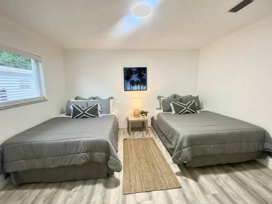 Beautiful & Relax Family House 2/1- Free Parking *