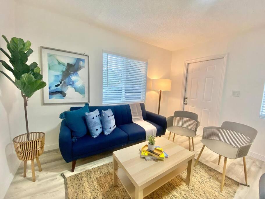 Holiday home Beautiful & Relax Family House 2/1- Free Parking *