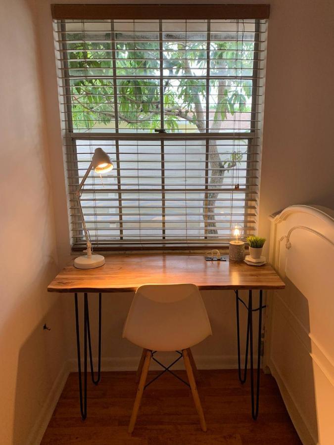 Vakantiehuis Kendall Keys Oasis W/ Pool, Theater & Arcade *