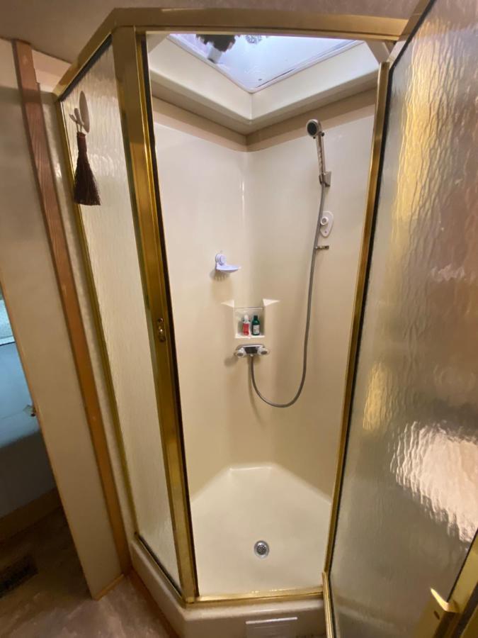 Remodeled And Comfortable Rv - Free Parking
