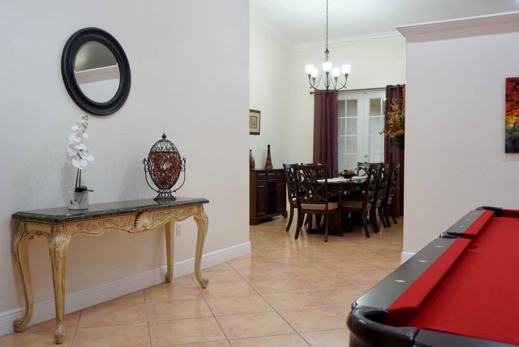New Luxury Vacation Dream Rental- Sleeps 15! Vakantiehuis Miami