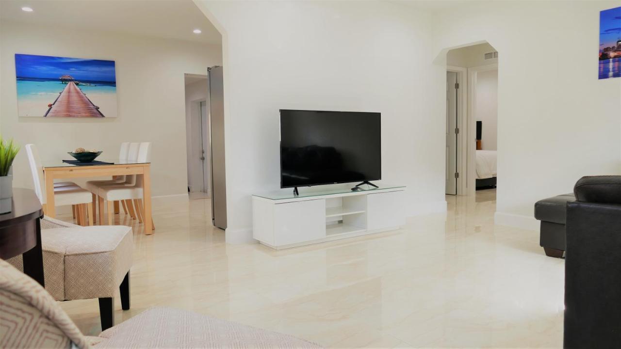 Miami-airport Oasis Vip House Holiday home