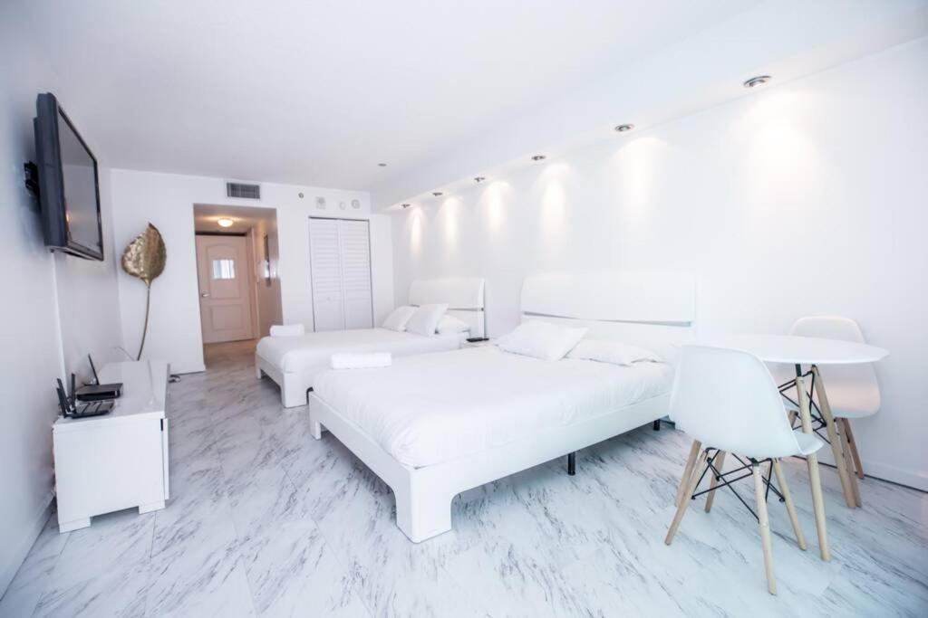 Apartment Comfy Studio 2 Queen Beds At Brickell, Free Parking *