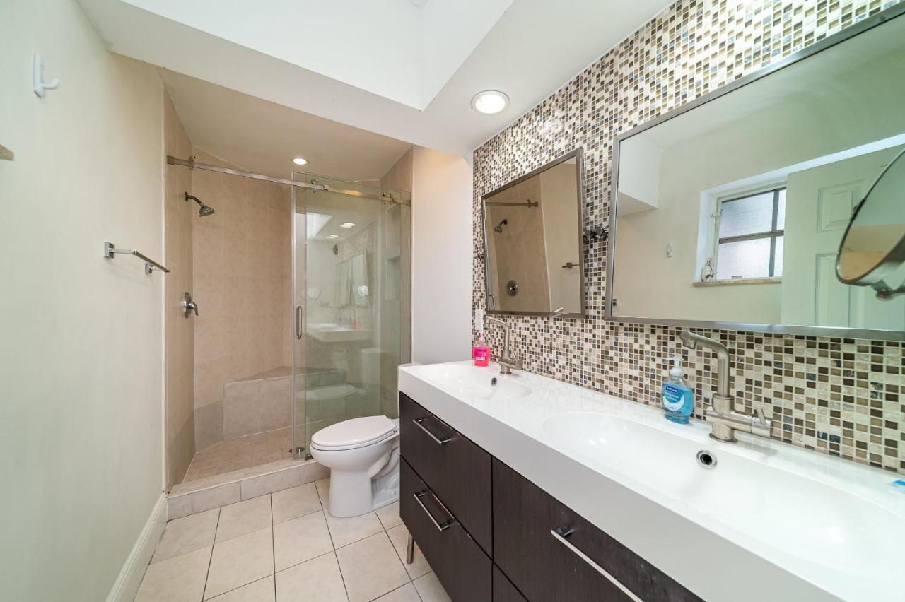 Villa Pool House Miami