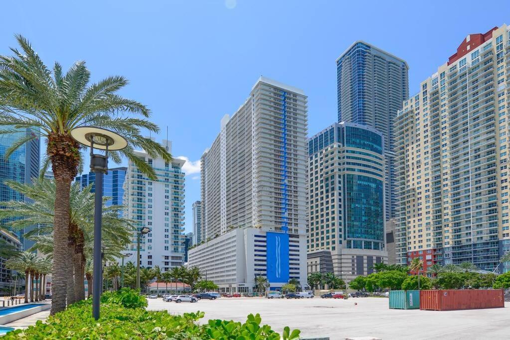Apartment Exquisite 3bedrooms W Top Amenities Free Parking Miami