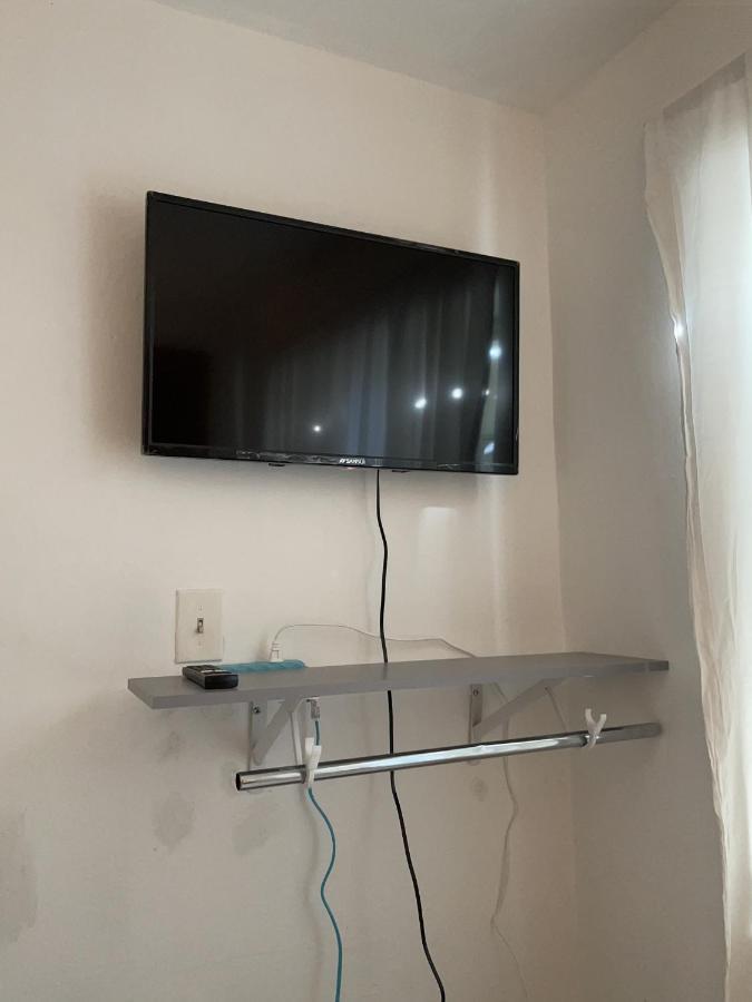 Centrica Calle 8 Homestay