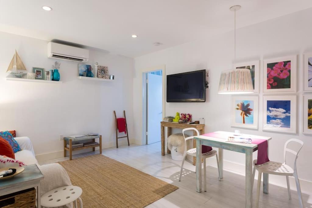 Cozy Beach Casita Miami