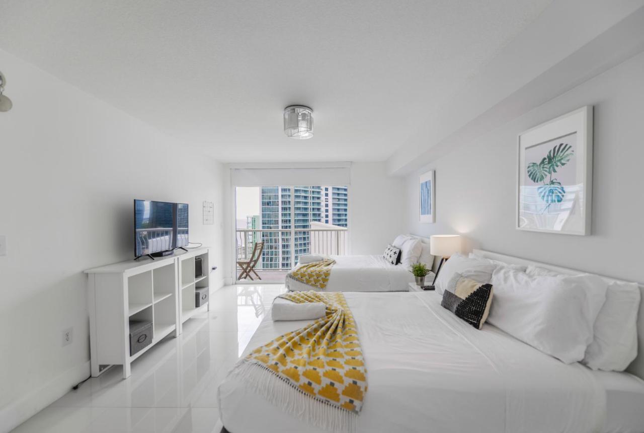 Beautiful In The Heart Of Brickell Apartment