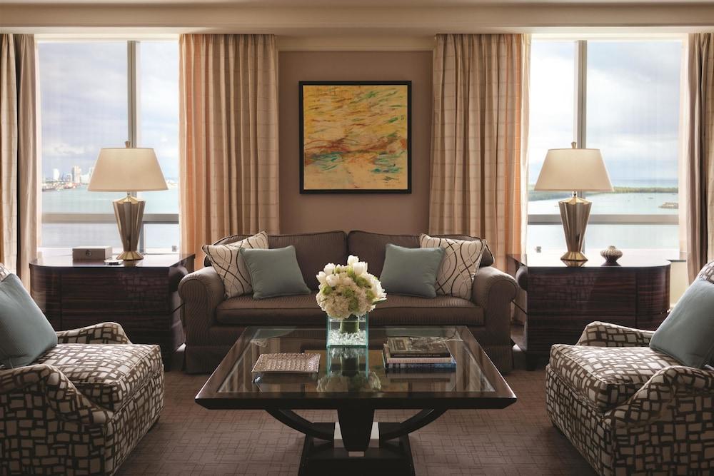 Hotel Four Seasons 5*