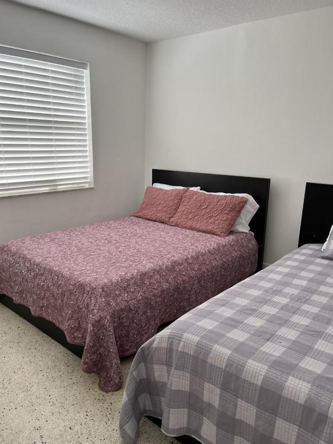 Blue-Max Apartments Apartment Miami