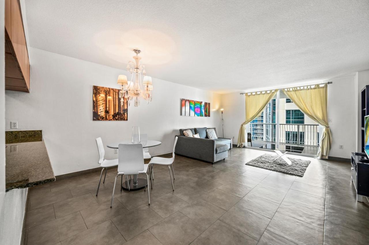 The Club At Brickell Bay Appartement *