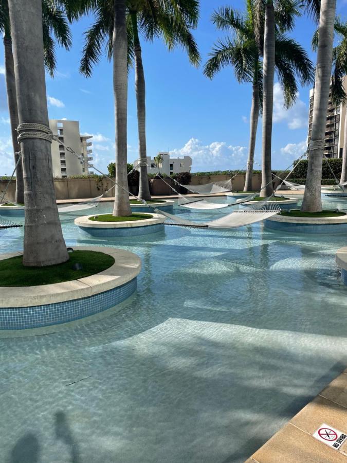 Four Seasons - Luxury Private Residences Aparthotel
