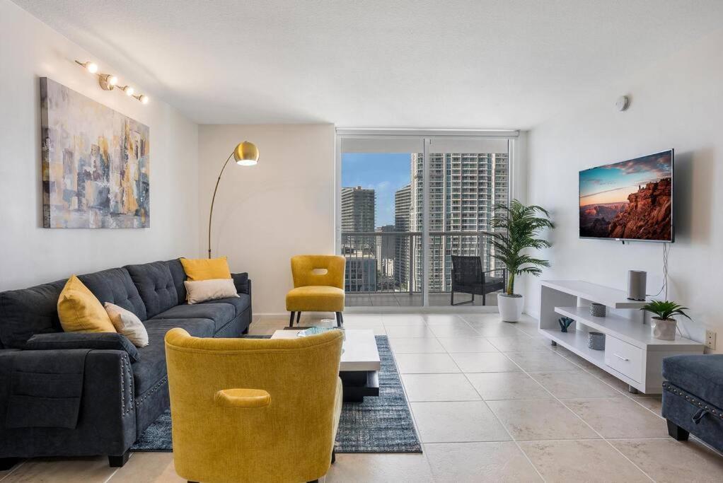 Beautiful 3 Bedroom In Brickell