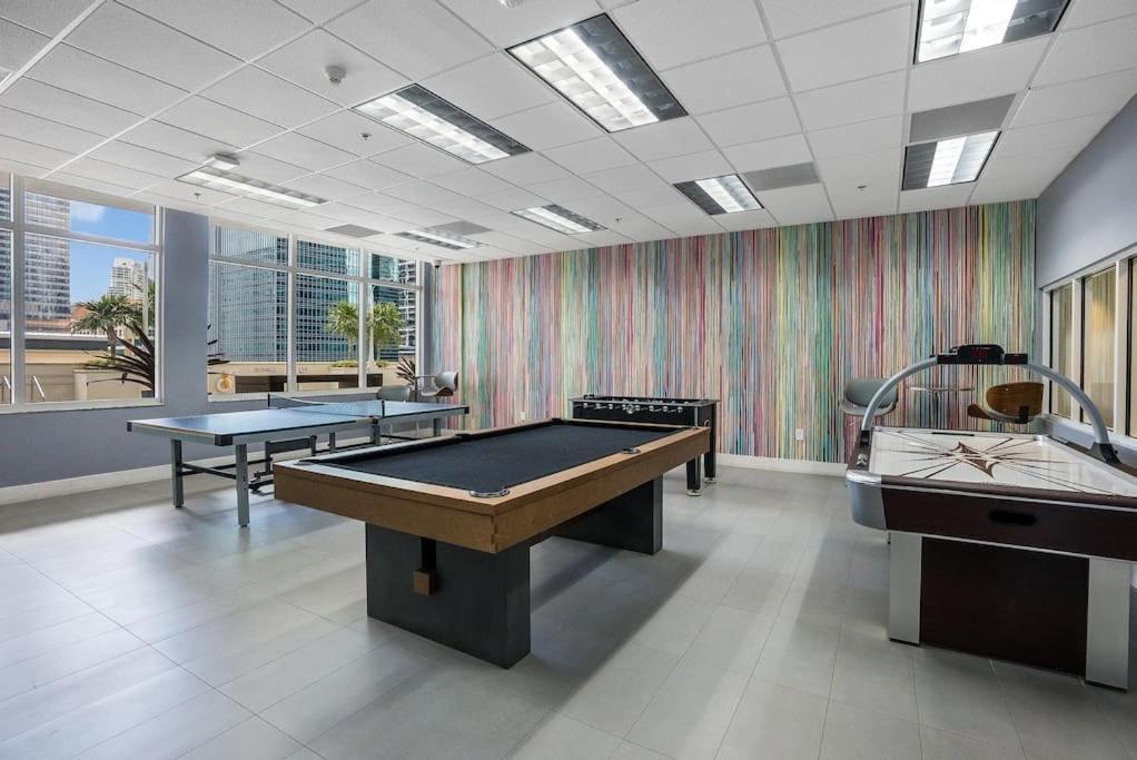 Beautiful 3 Bedroom In Brickell Appartement *