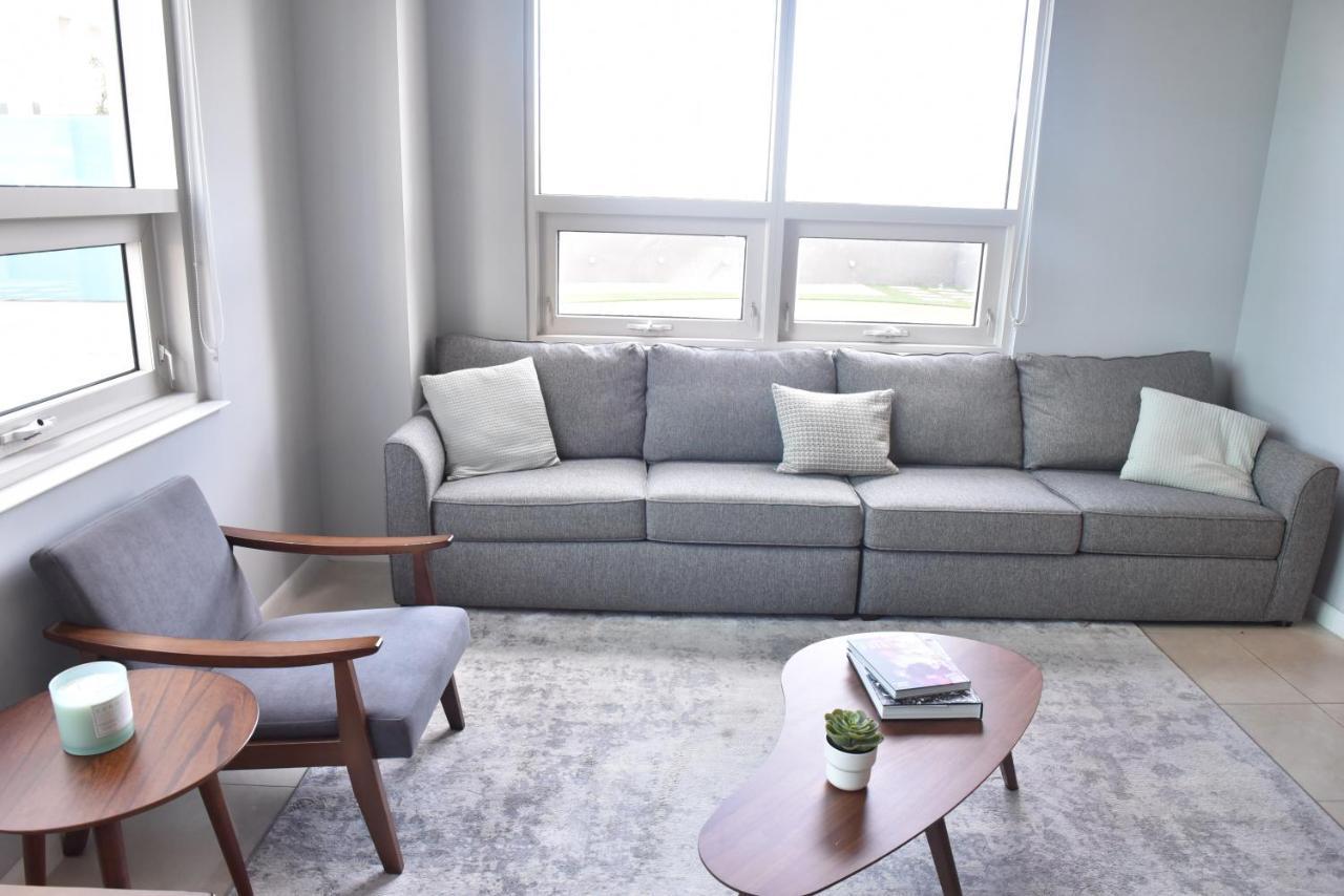 516-midtown Neighborhood, 2 Bed, Great Location! Appartement *