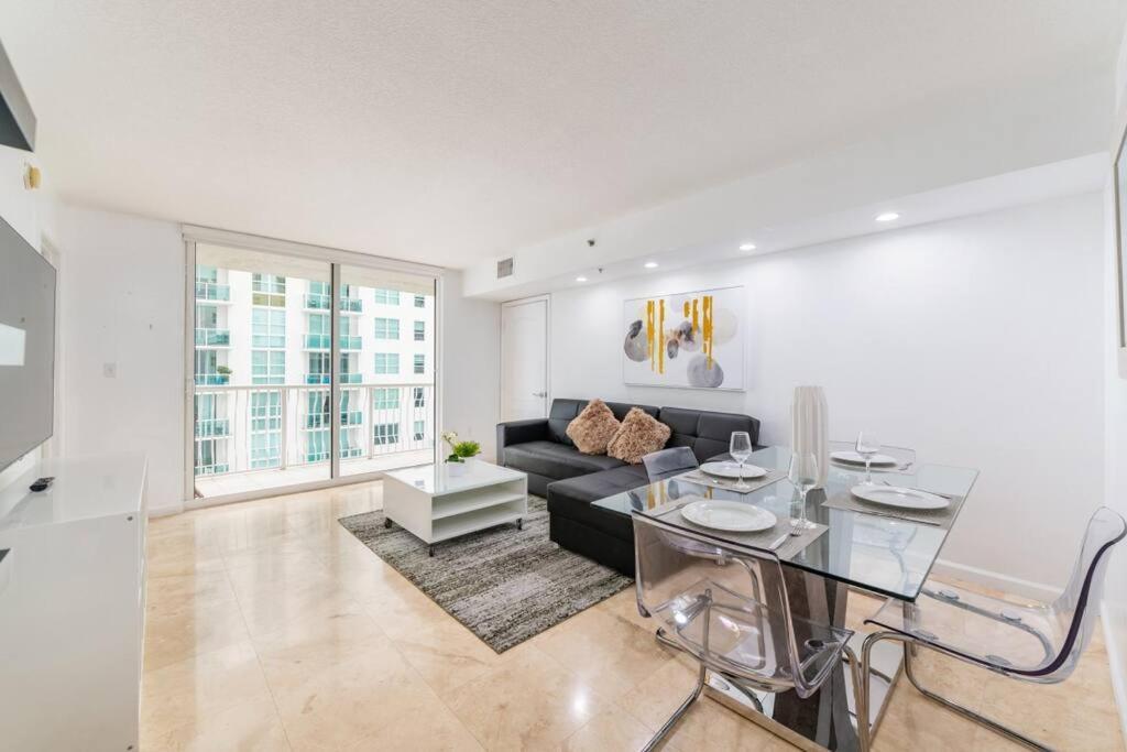 4br With Bay View At Brickell, Free Parking *