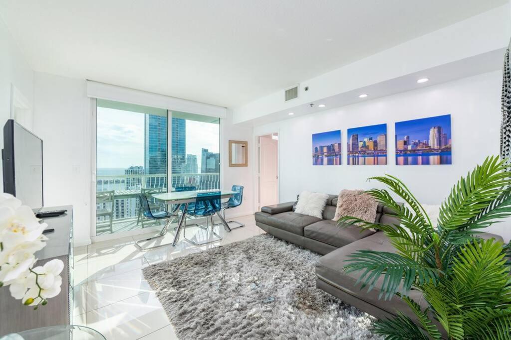 Appartement 4br Penthouse With Oceanview At Brickell, Free Parking Miami