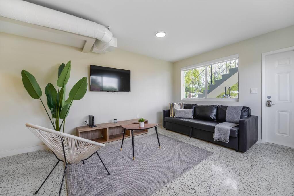 Apartment Comfy Monthly Near Miami
