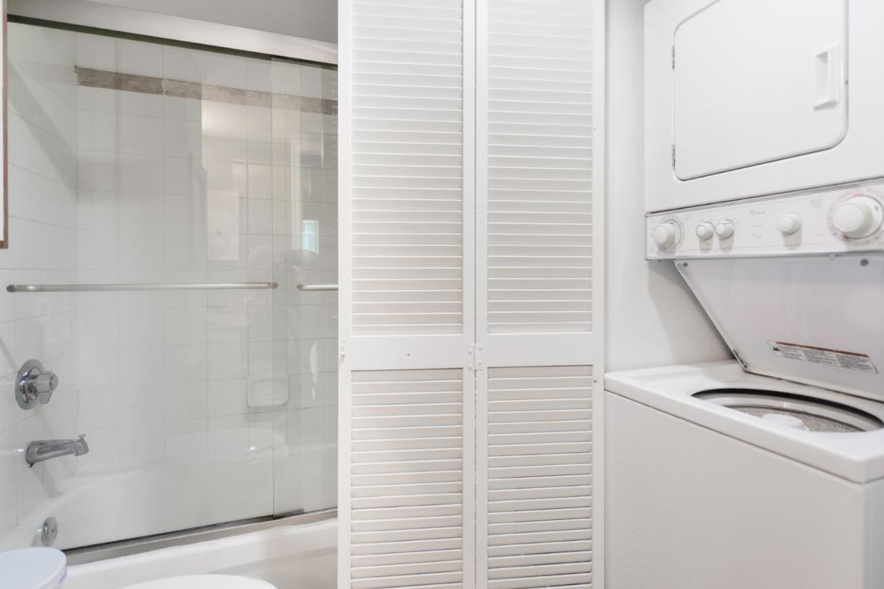 3 Bedrooms At Brickell 41st Floor Top Location *