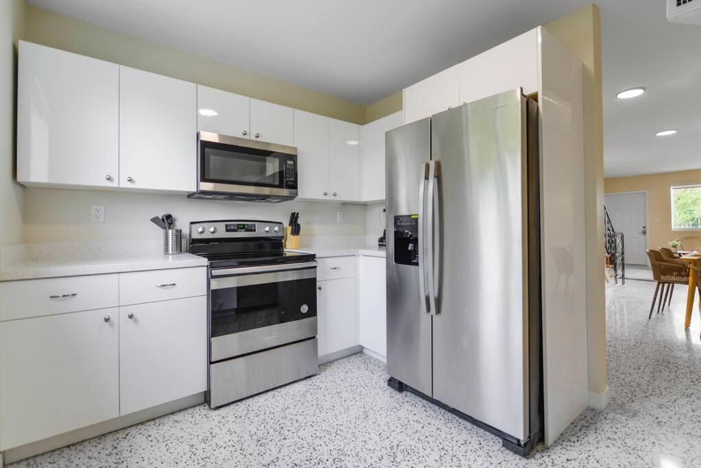 Apartment Stylish Monthly Near