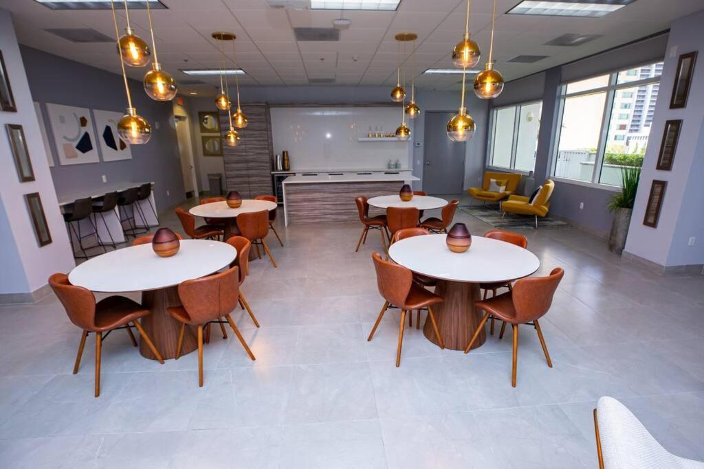 Apartment 4br With Bay View At Brickell, Free Parking Miami