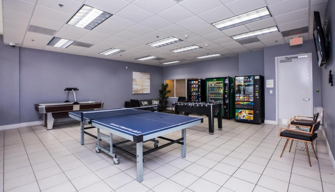 Amazing 2 Bedroom At Brickell, Free Parking *