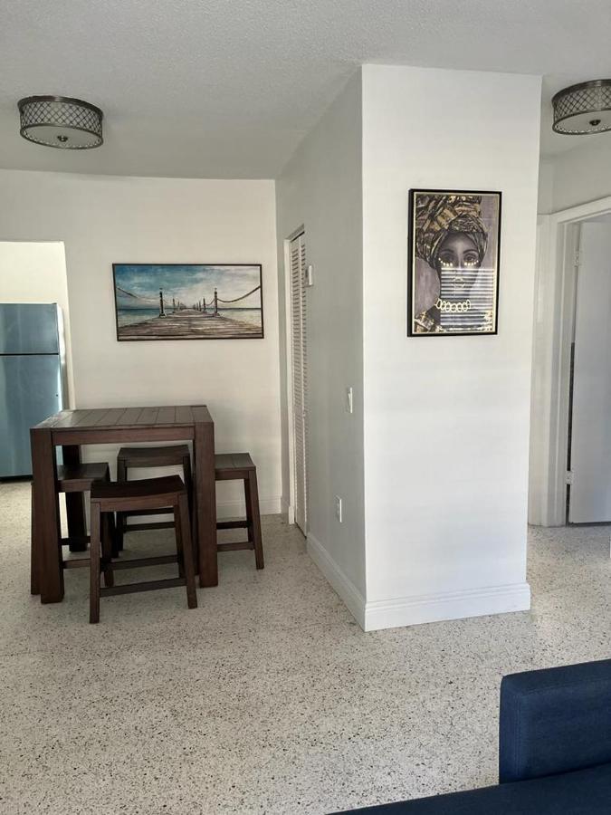 Blue-Max Apartments Apartment Miami
