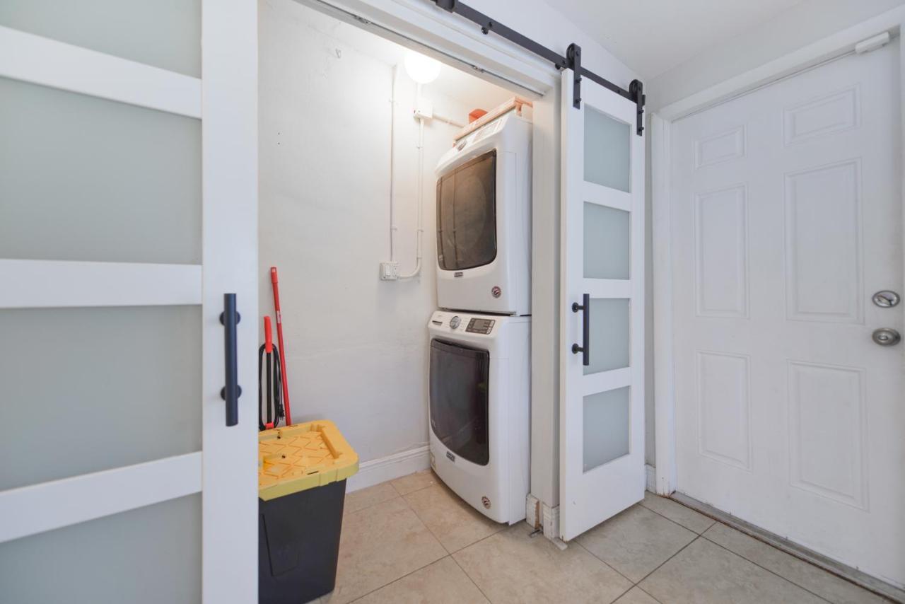 Amazing 3br House 5 Minutes From Marlins Park Ferienhaus