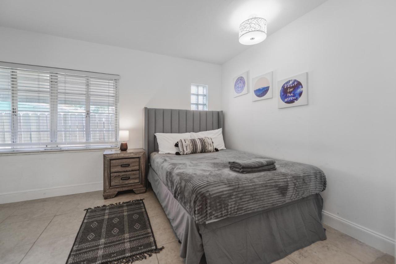 Amazing 3br House 5 Minutes From Marlins Park Ferienhaus