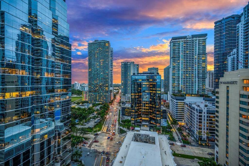 Apartment 40th Floor Priceless Unit Location